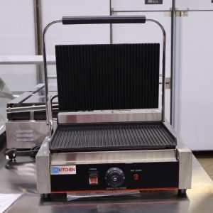 Single Panini Grill for commercial sandwich and panini preparation